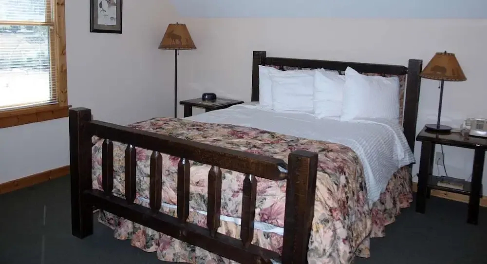 Yellowstone Basin Inn