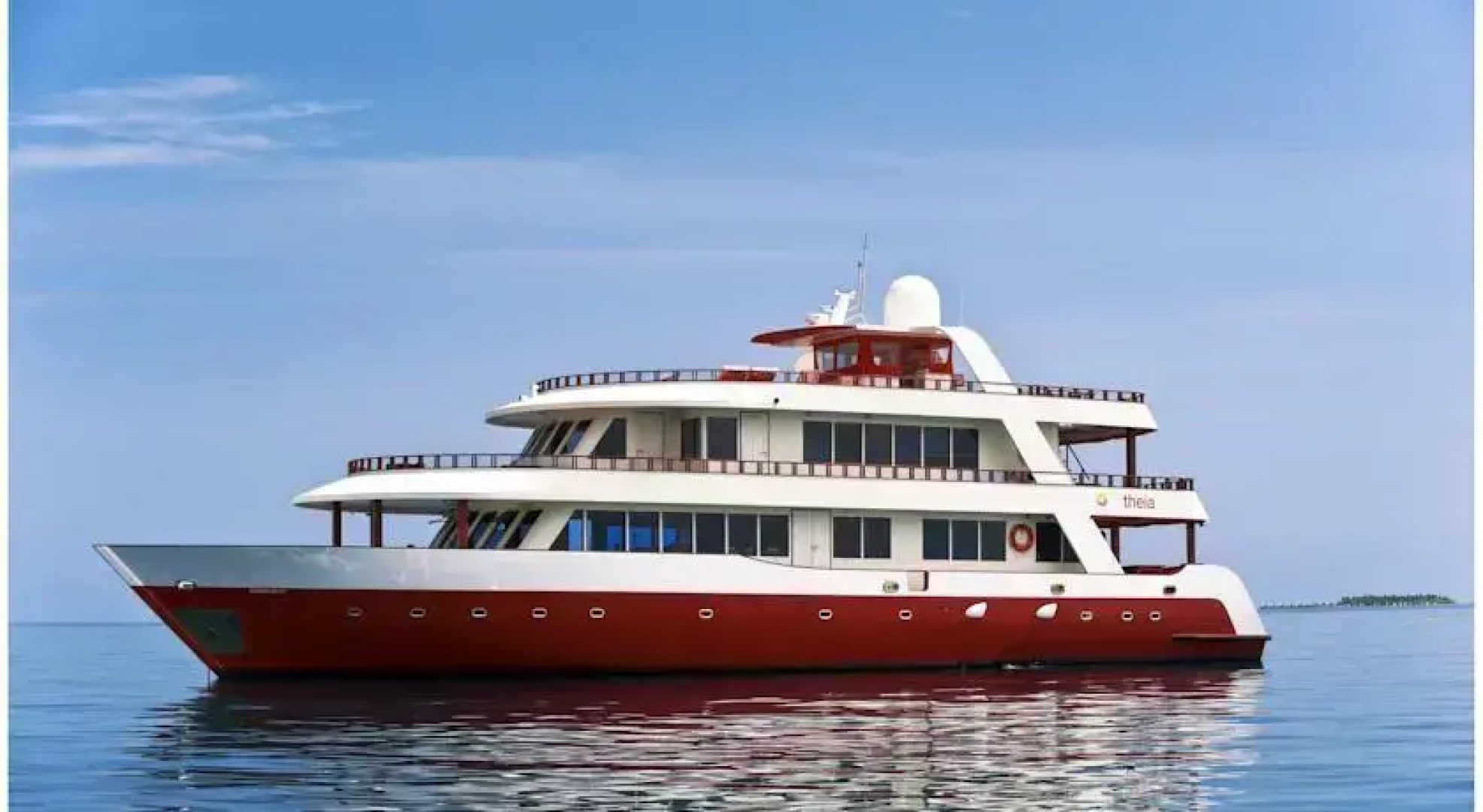 Theia Liveaboard