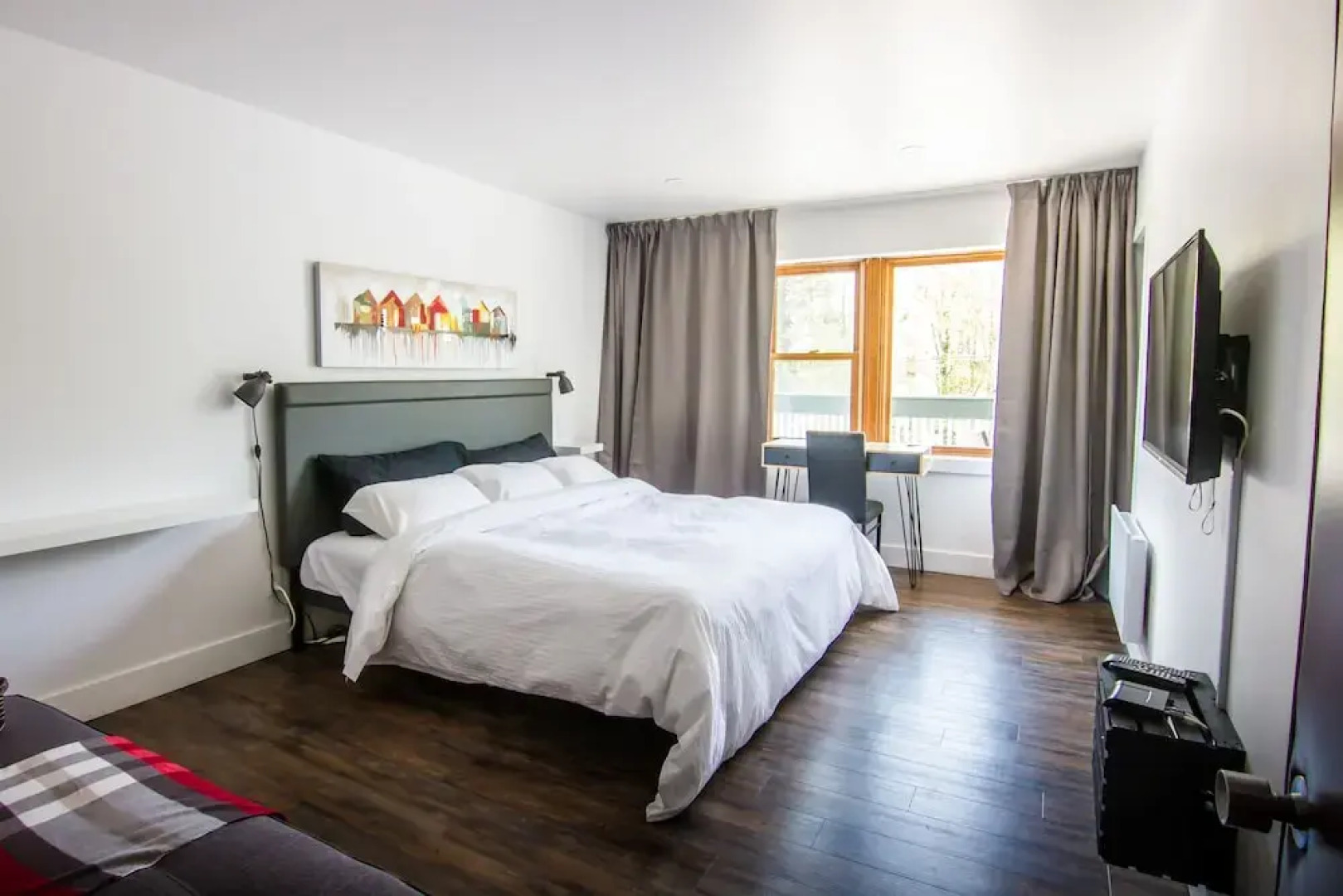 Comme Chez Soi Restaurant & Auberge