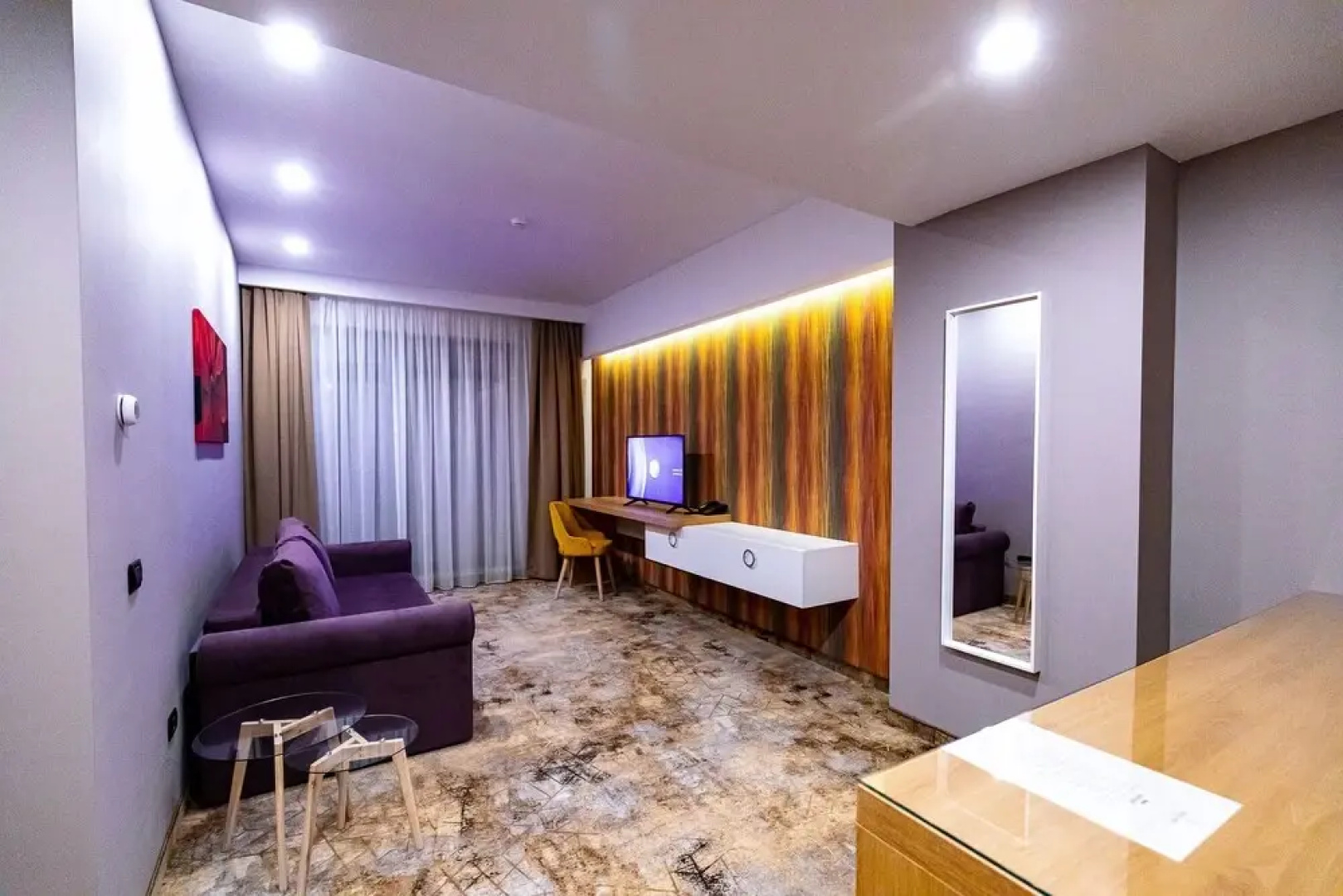 Grand View Hotel & Suites
