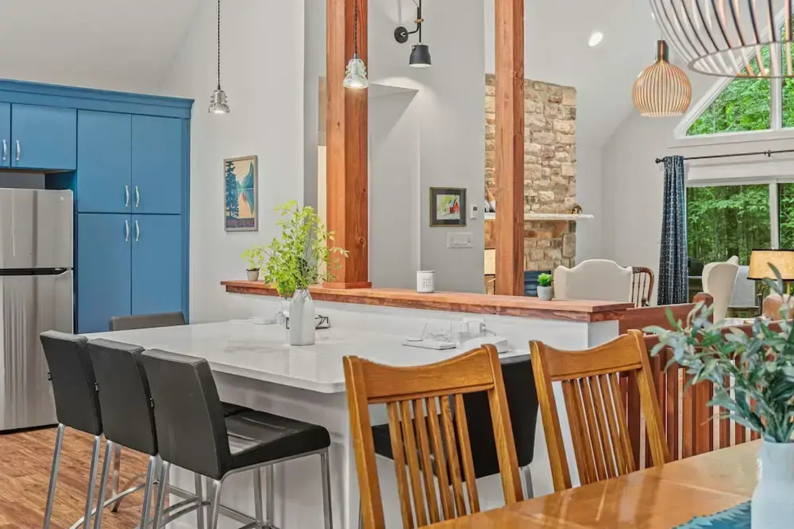 Happy Trails Chalet by Avantstay Sauna Deck Private Community Beach Access