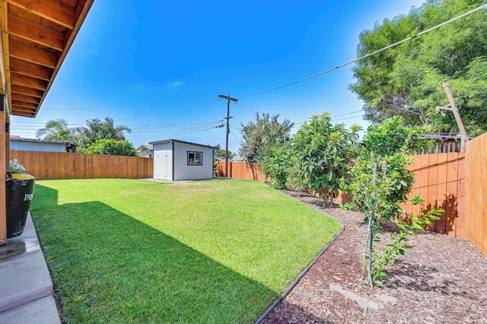 8 Mi to Downtown San Diego: Chic Home w/ Patio