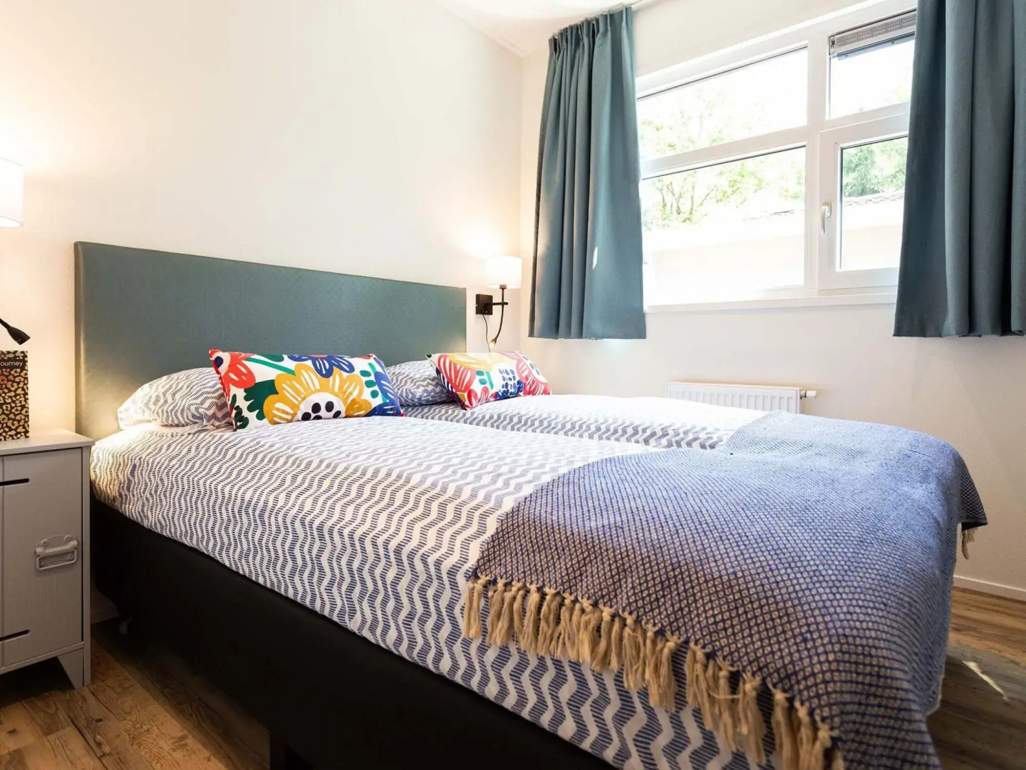 Luxury Chalet With Dishwasher, in a Holiday Park in the Middle of De Veluwe