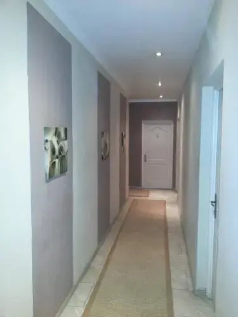 Hotel Planet Hollybum