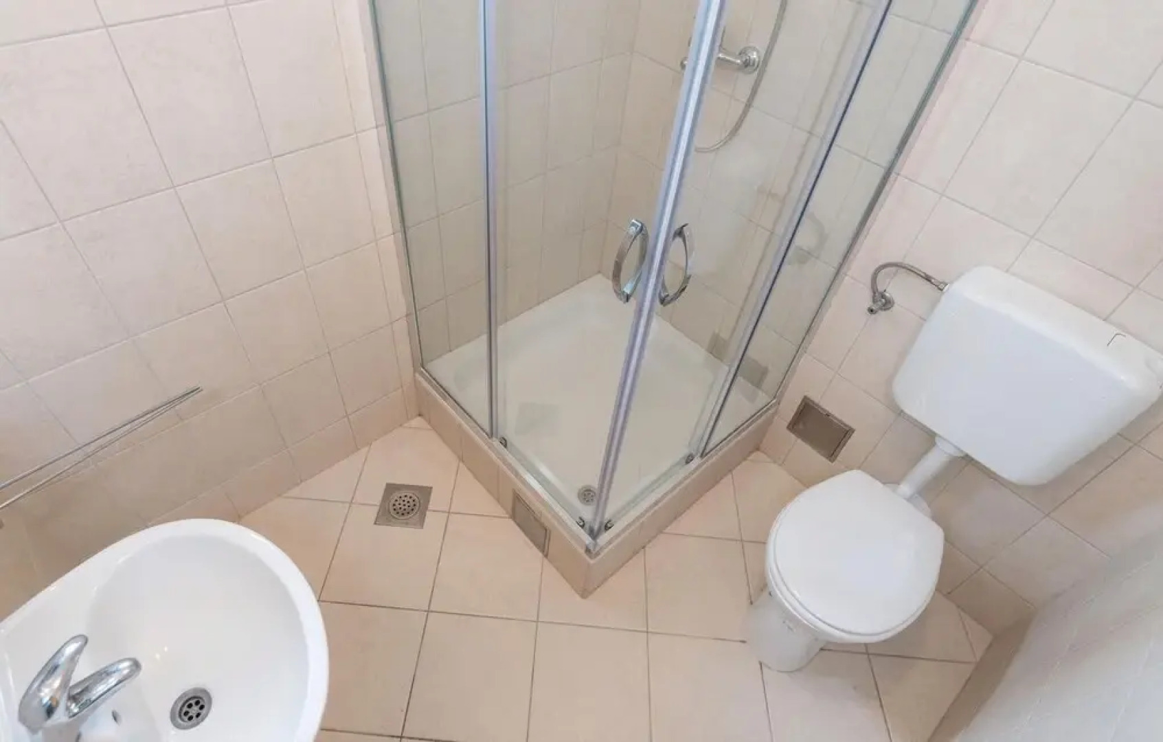 Amazing Home in Kuciste With Sauna, Wifi and 9 Bedrooms