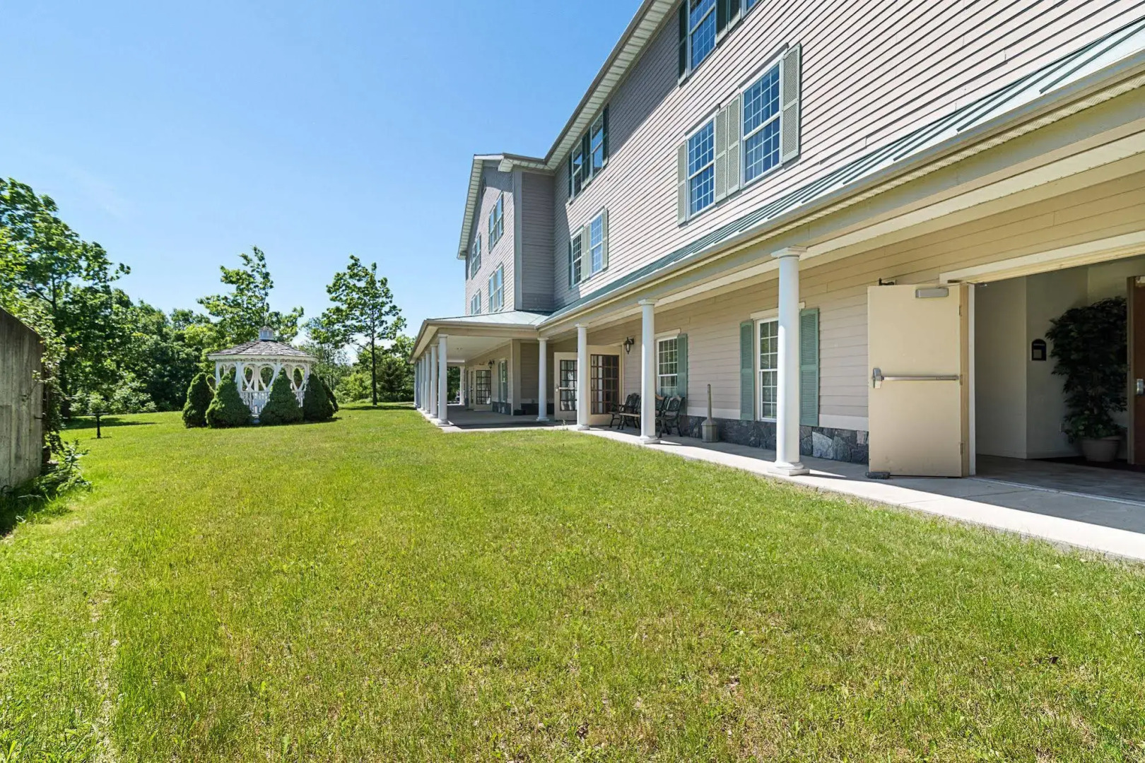 Days Inn & Suites Schoharie