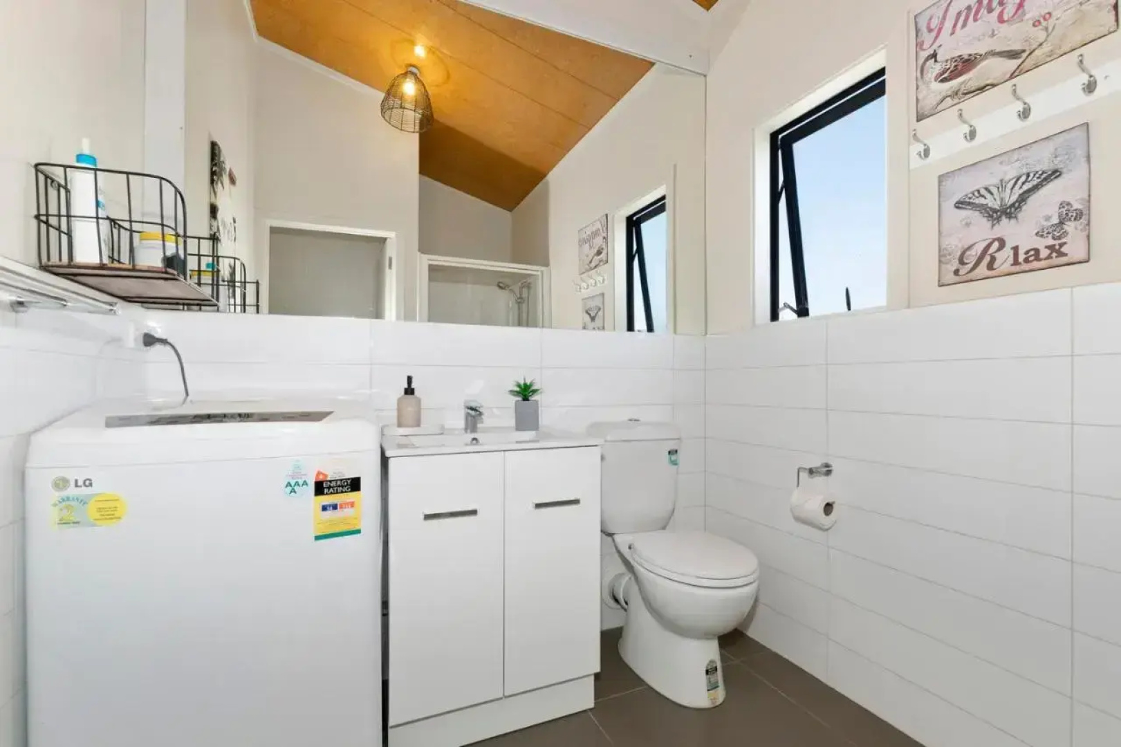 Sunnyside SPA Retreat - Mangawhai Holiday Home