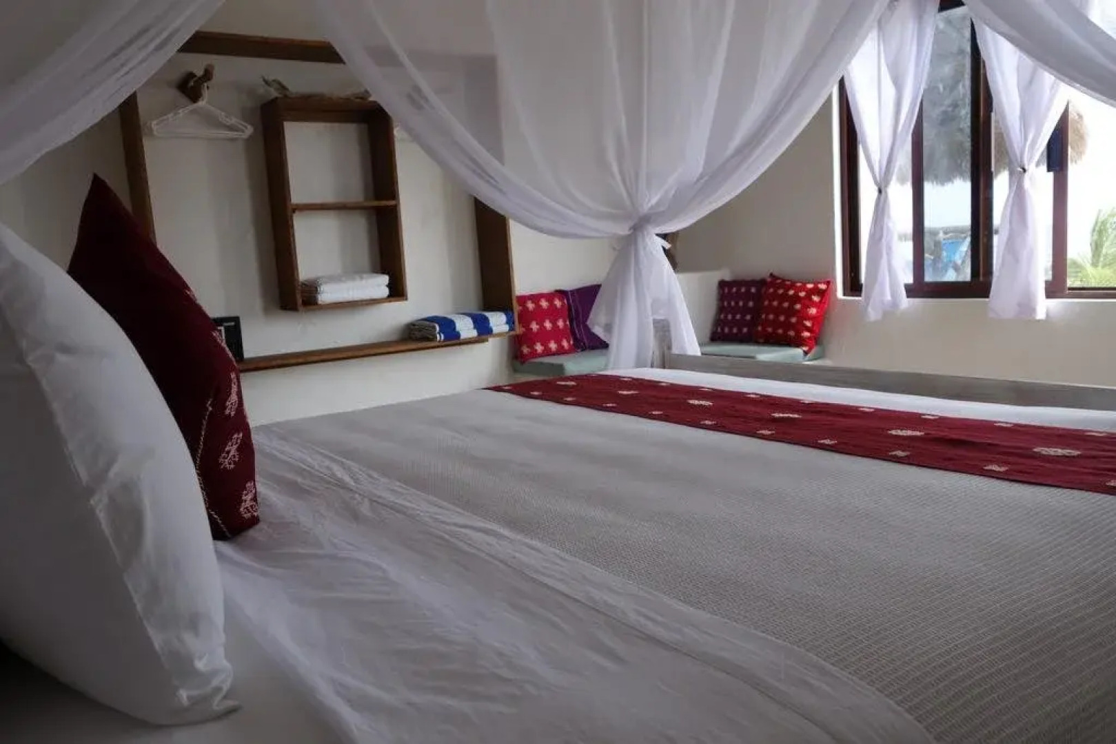 Almaplena Eco Beach Resort