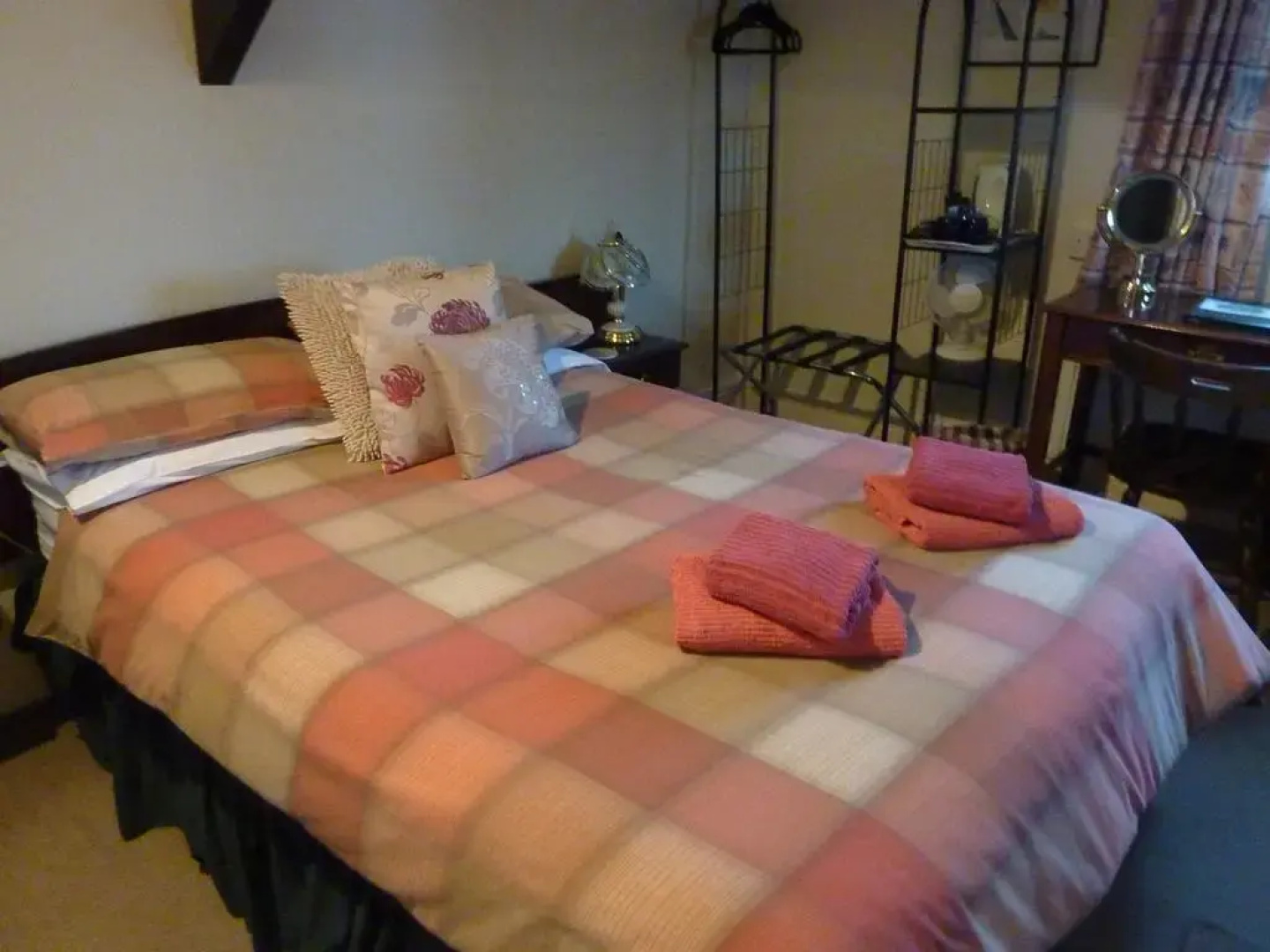 The Horseshoes Bed & Breakfast