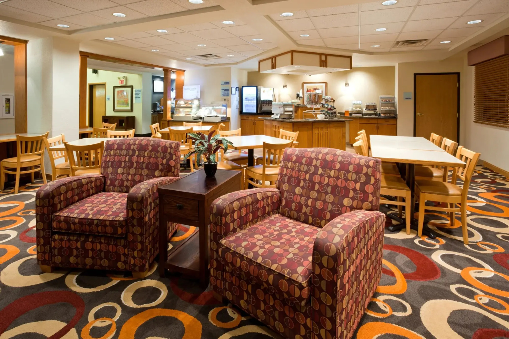 Holiday Inn Express & Suites Worthington by IHG