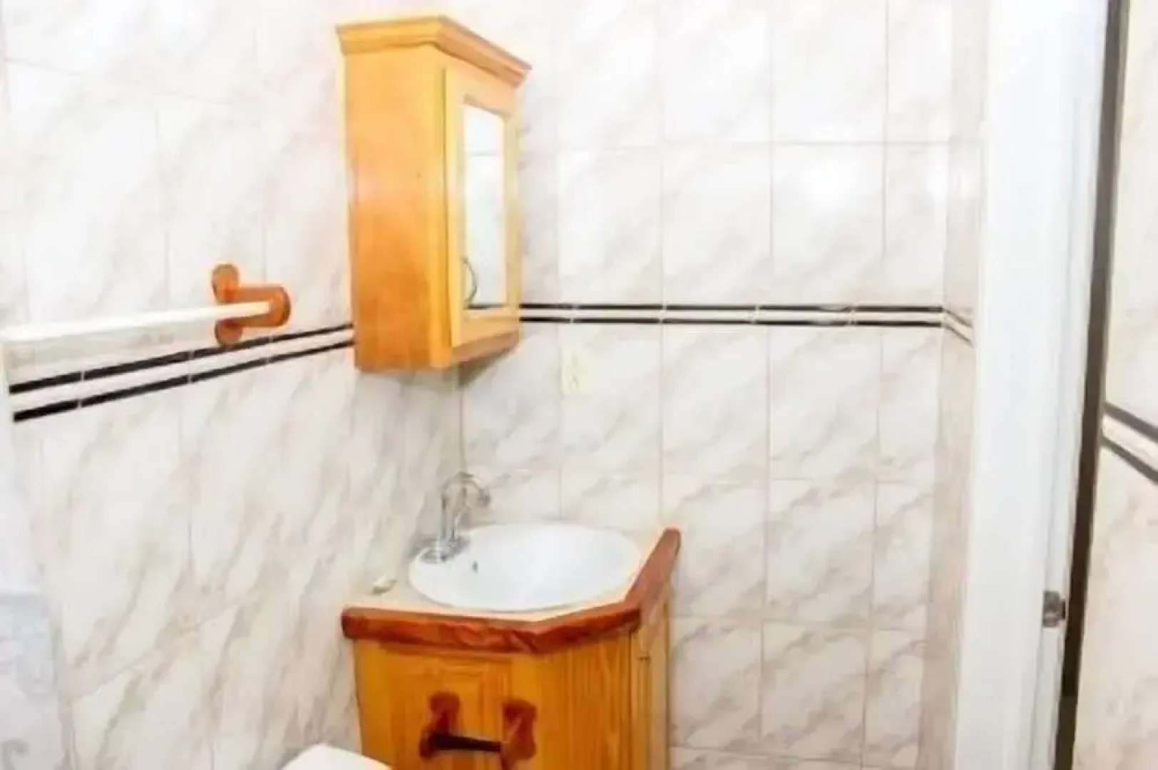 Iso's Bed & Breakfast