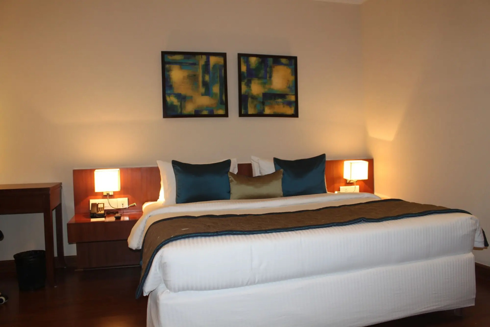 The Altruist Business Hotel