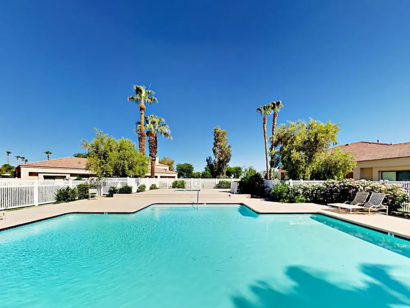 La Quinta Condo 3 Bedrooms 3 Bathrooms Condo