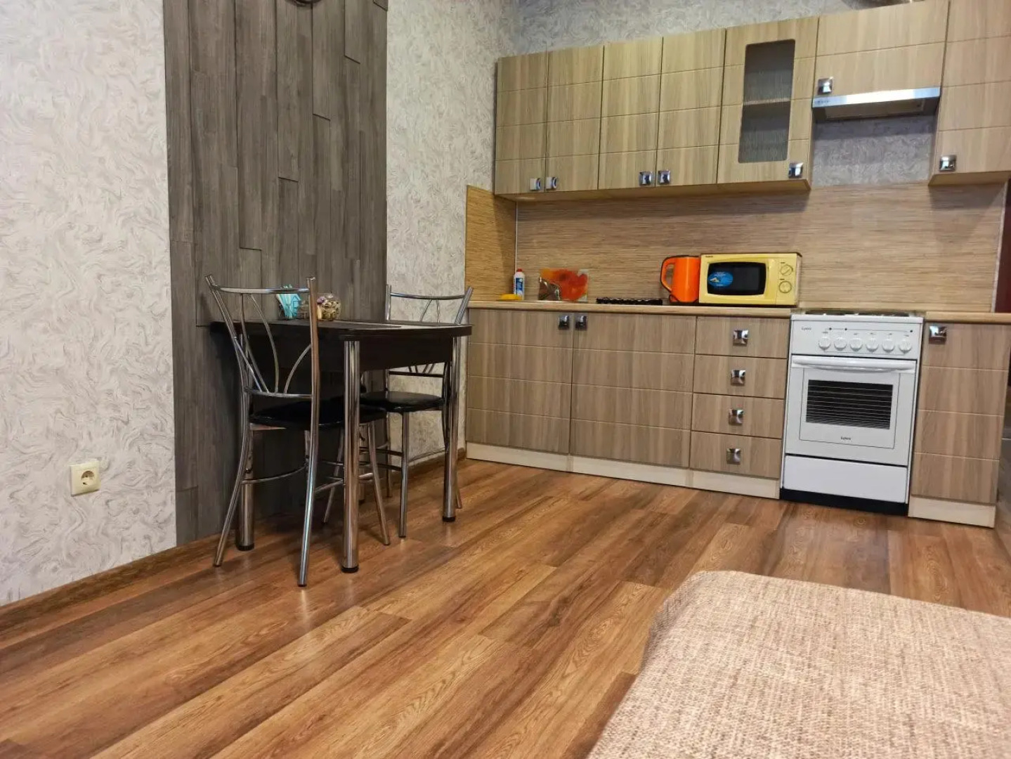 Апартаменты на улице Короленко 4