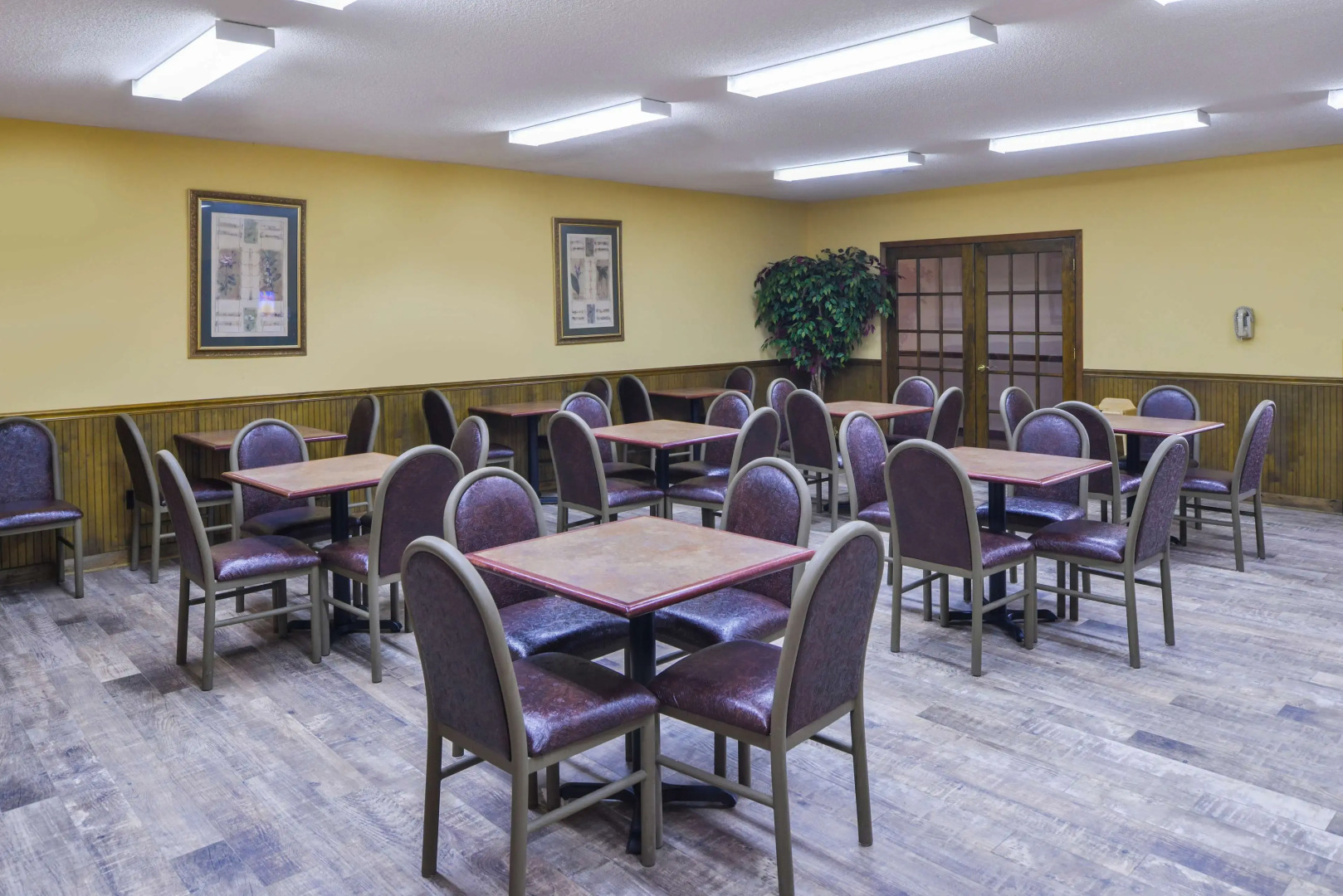 Americas Best Value Inn Wiggins