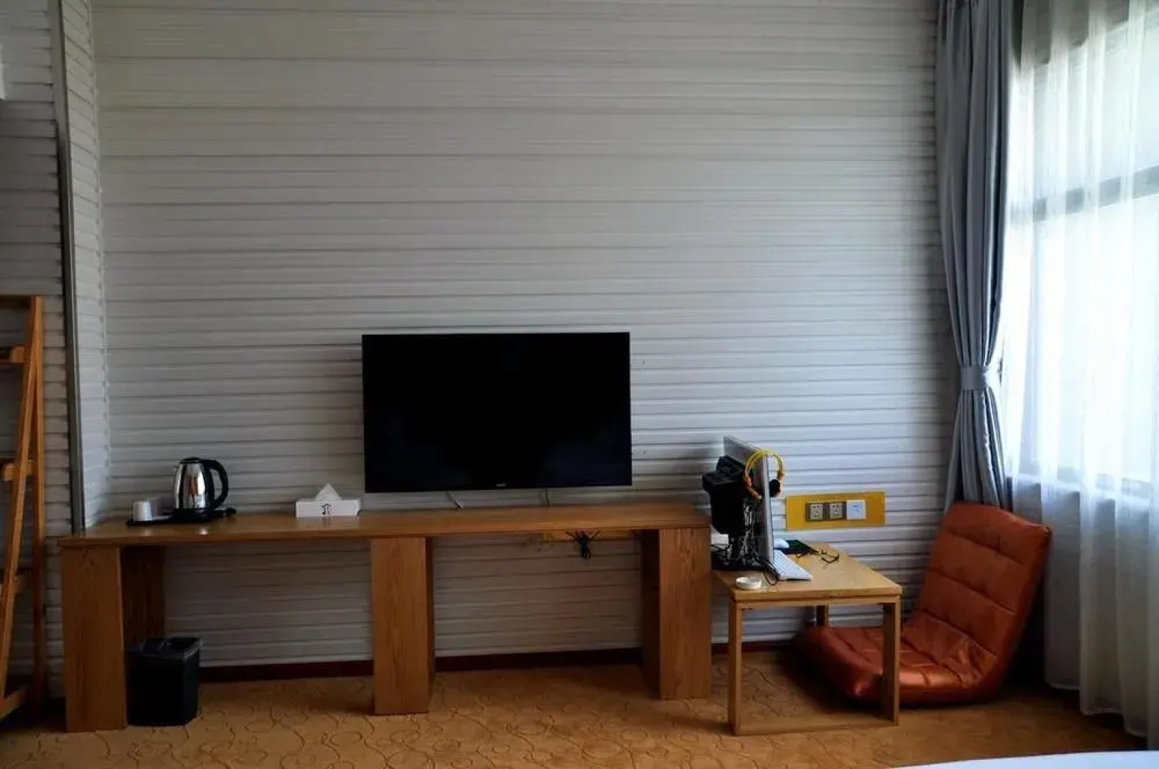 Wenshan Sihaiyijia Hotel