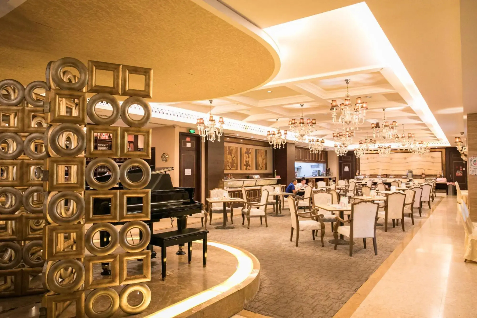 Zhongshan Yihe Grand Hotel