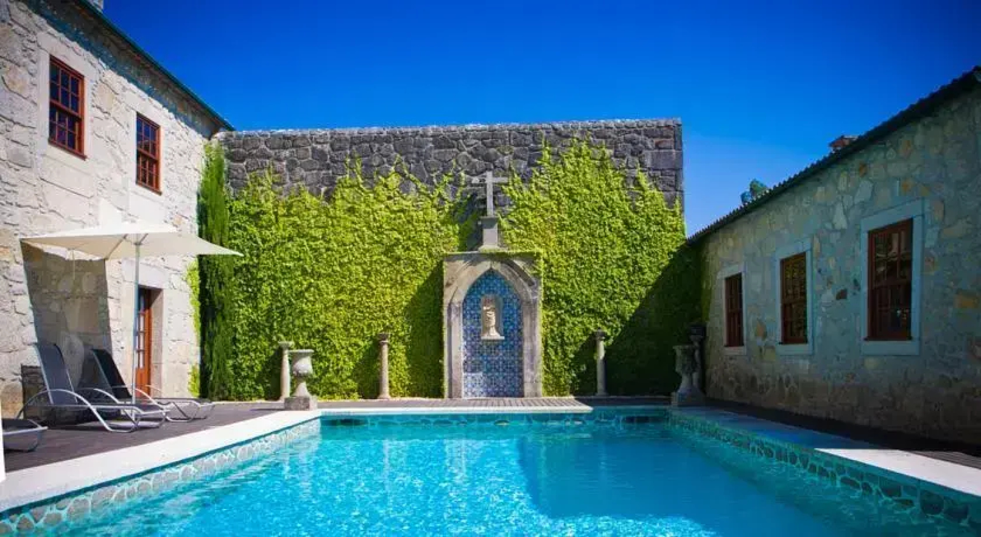 Quinta Trás o Rio