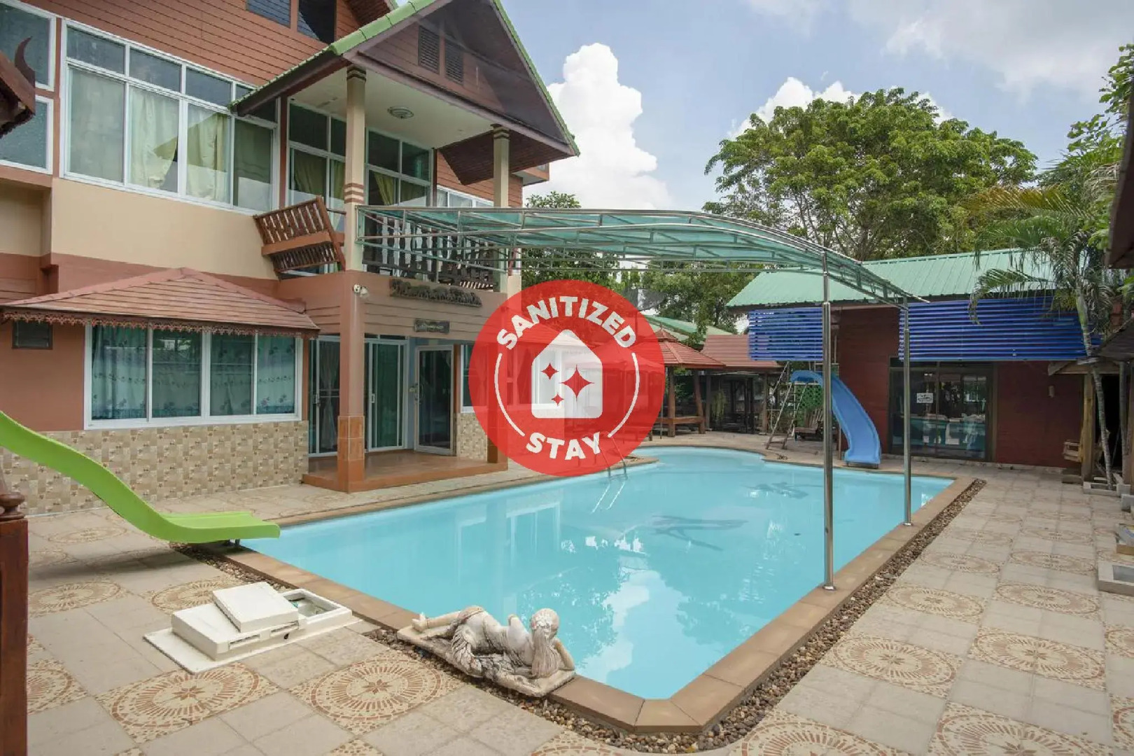 OYO 402 Raknatee Resort