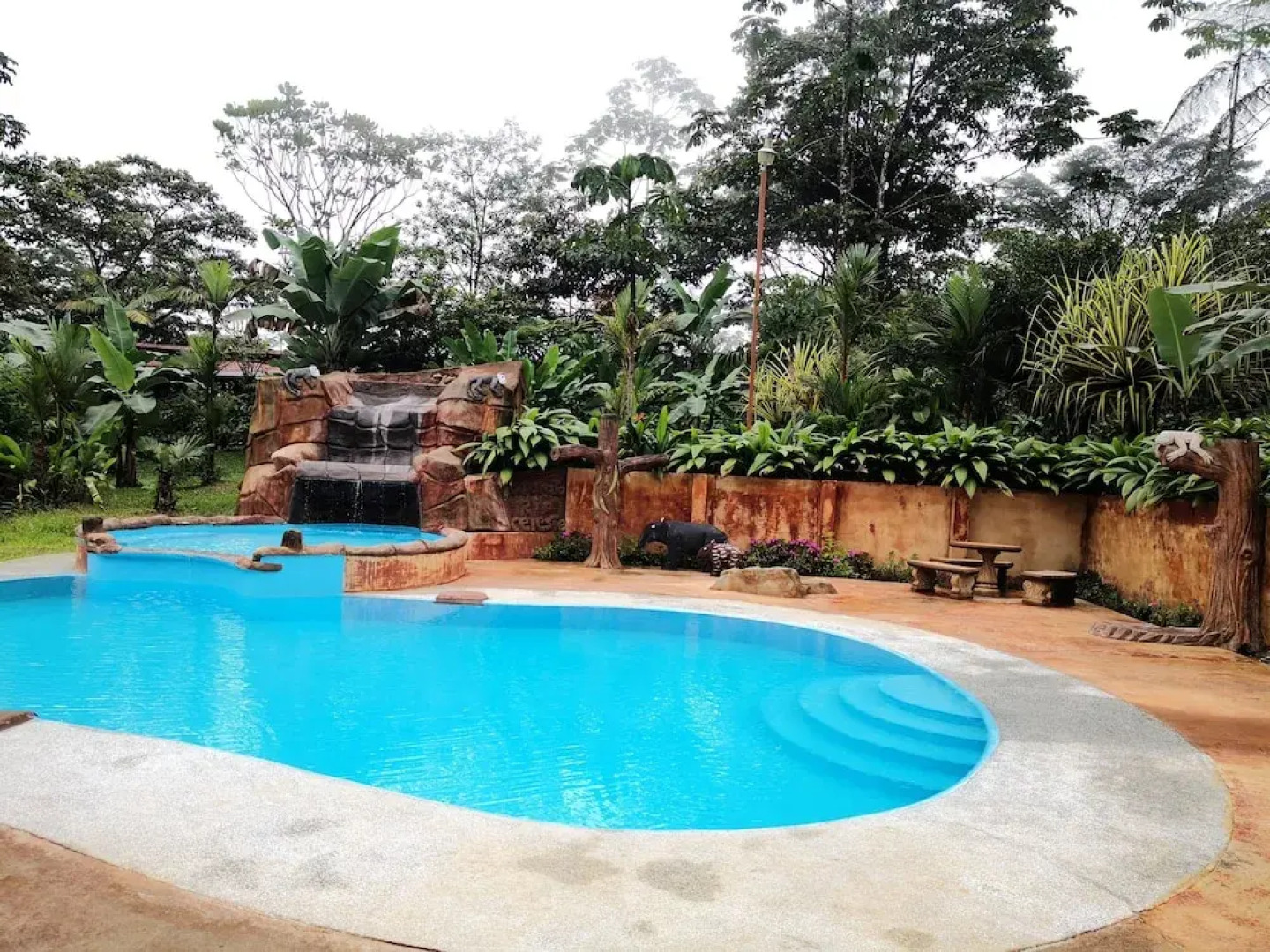 Hotel Catarata Río Celeste