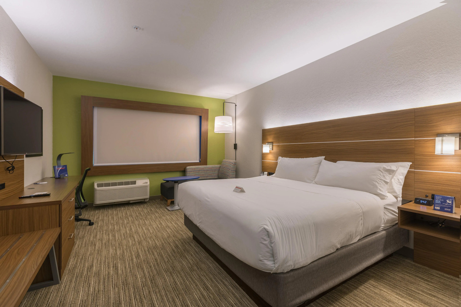 Holiday Inn Express and Suites San Marcos South by IHG