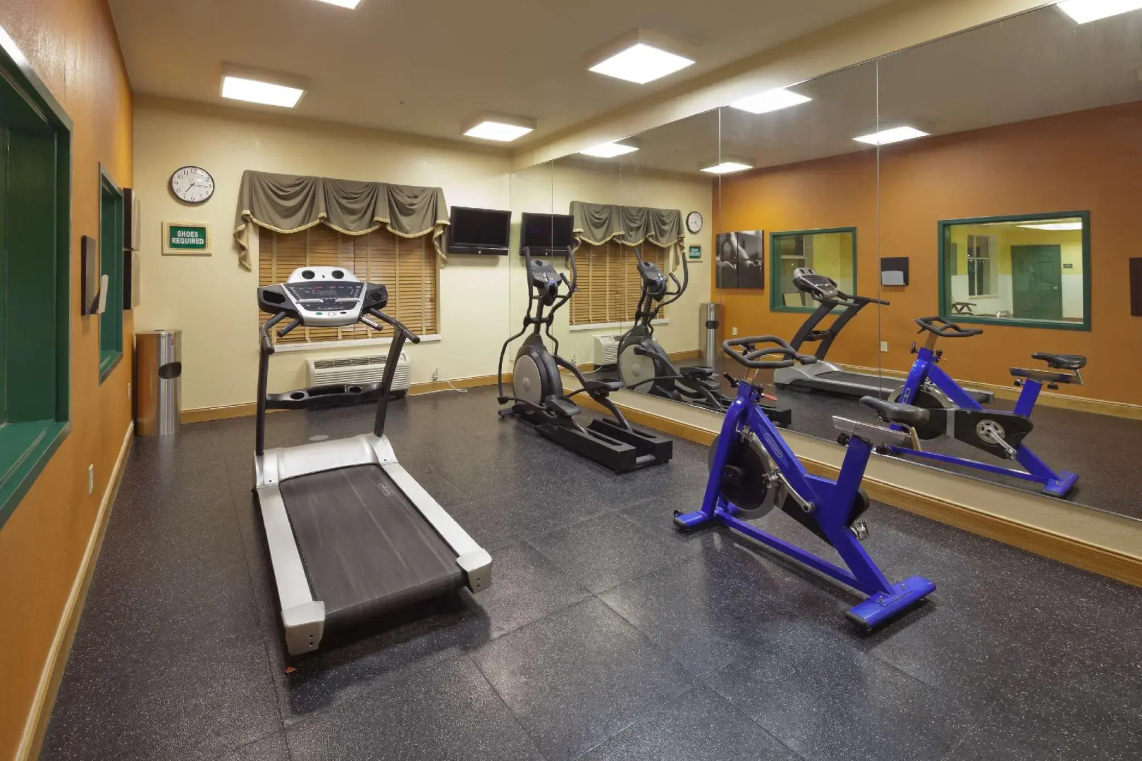 Red Roof Inn PLUS+ & Suites Birmingham - Bessemer