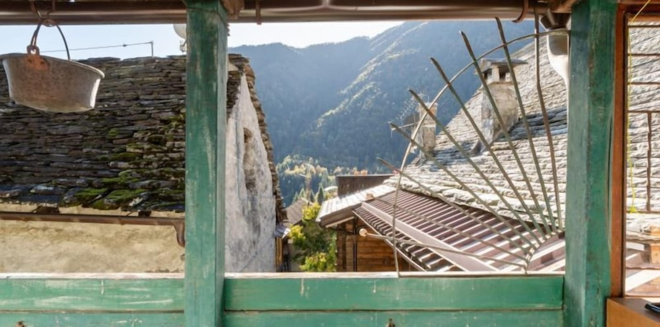 Vanzone Historic House with garden