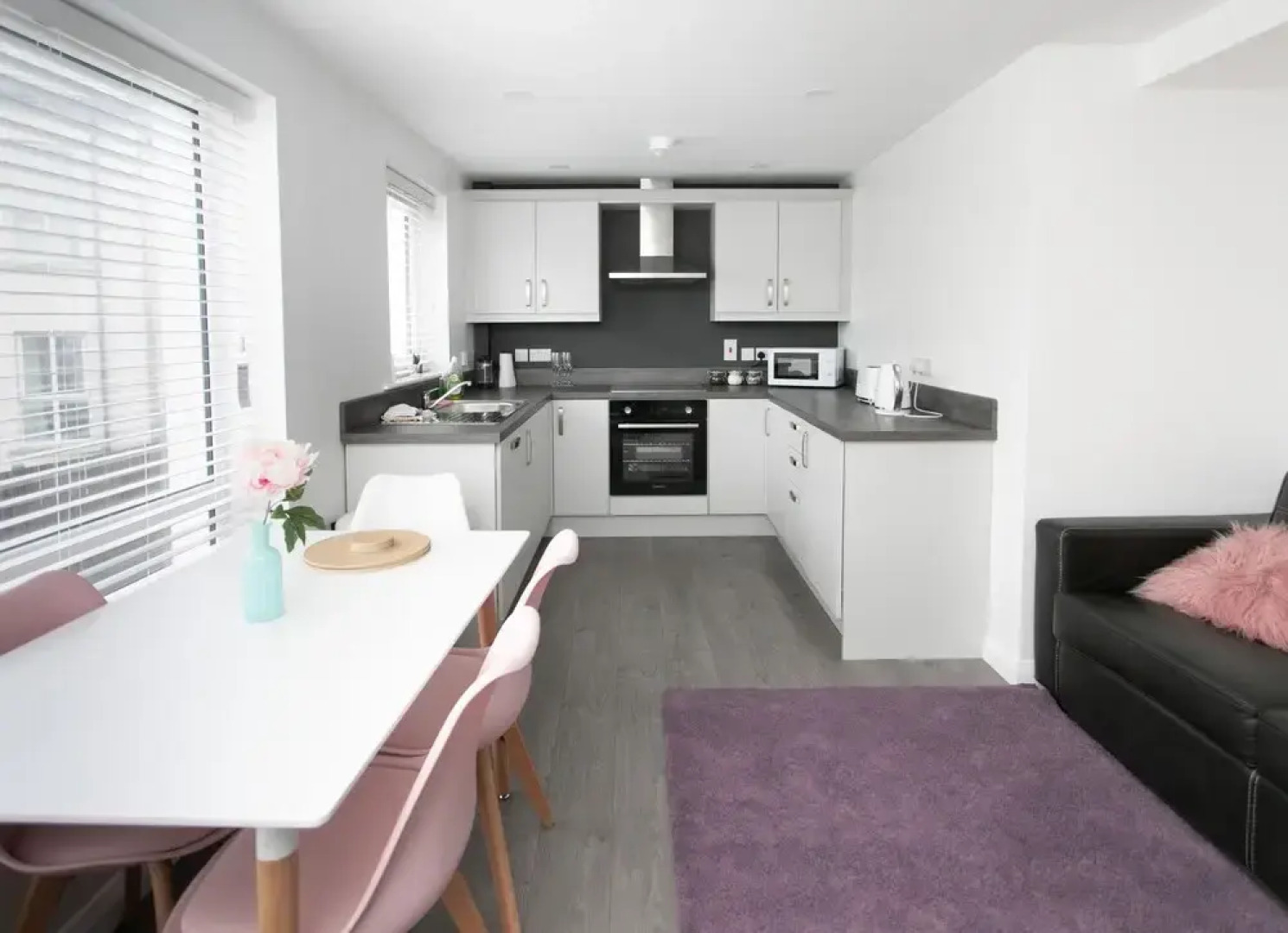 Coast & City - Eglinton Street