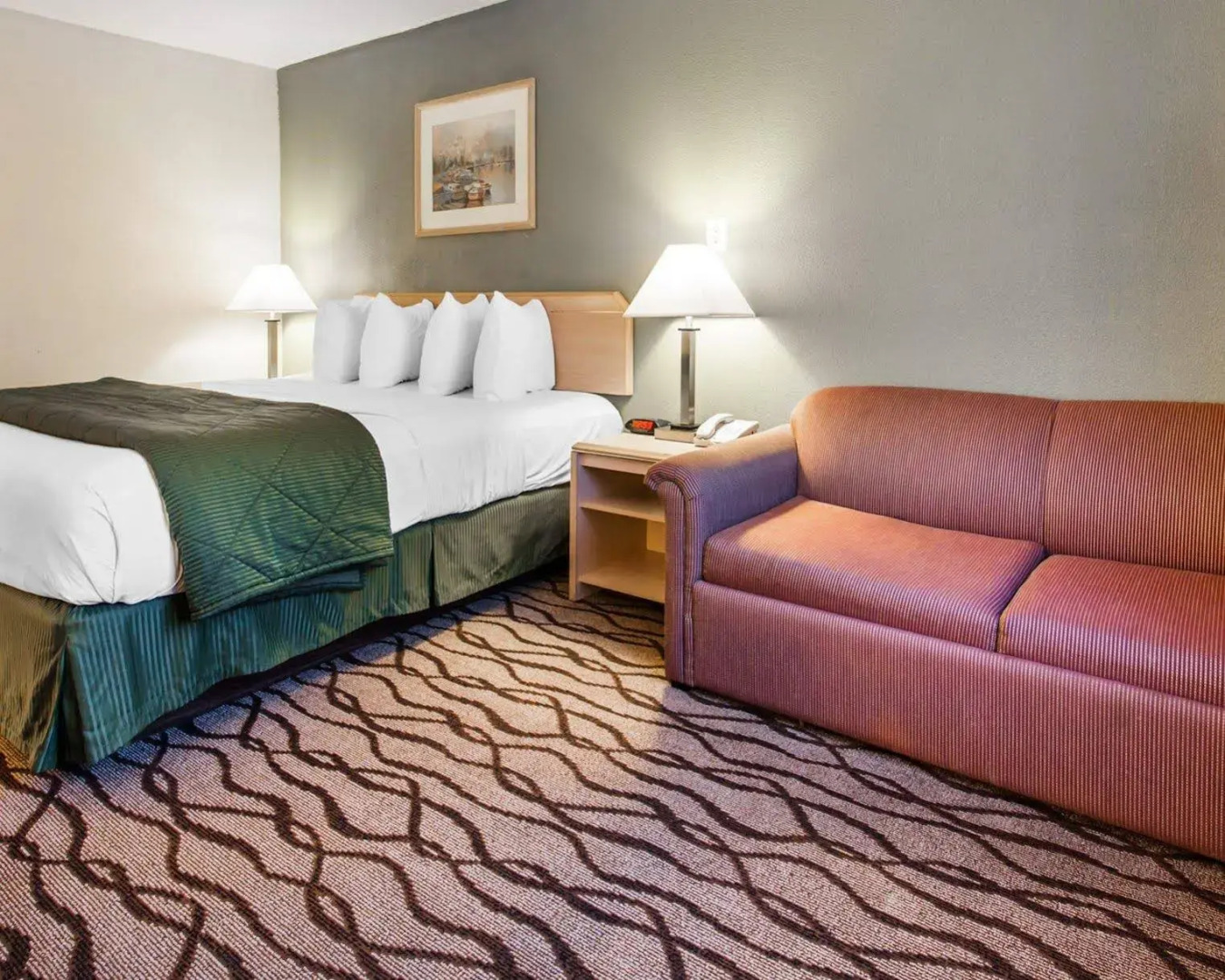 Quality Inn & Suites Vancouver North