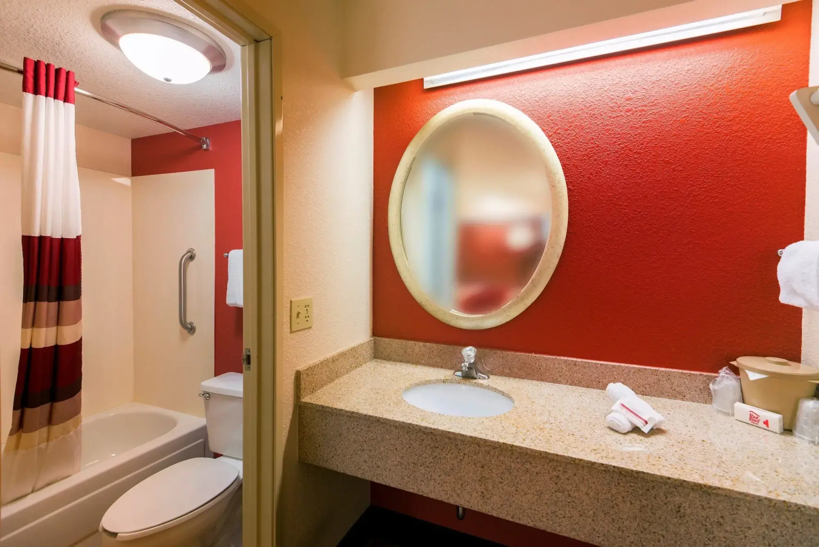 Red Roof Inn St Clairsville - Wheeling West