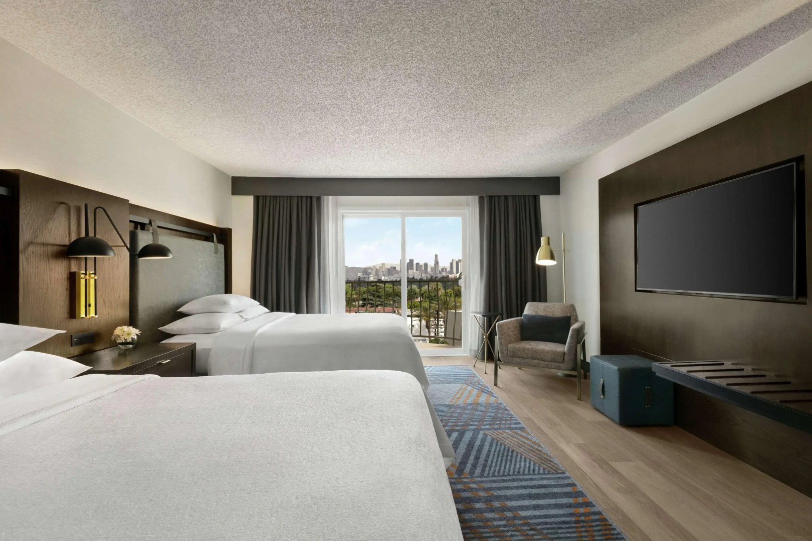 Embassy Suites by Hilton Los Angeles Downey