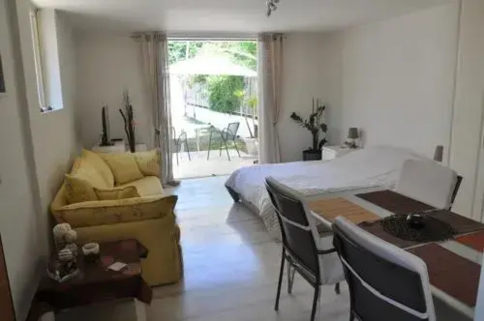 Cosy Studio with Garden / Individual apartment