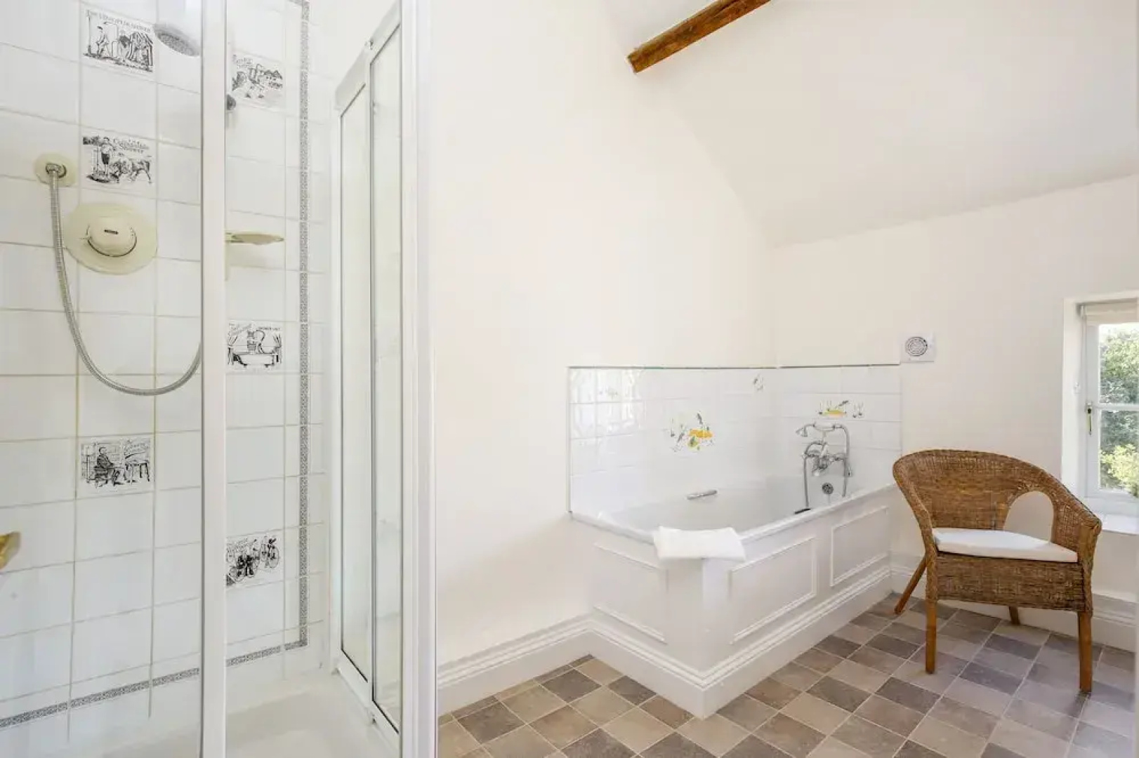 Rustic Cotswolds Farmhouse by Burford