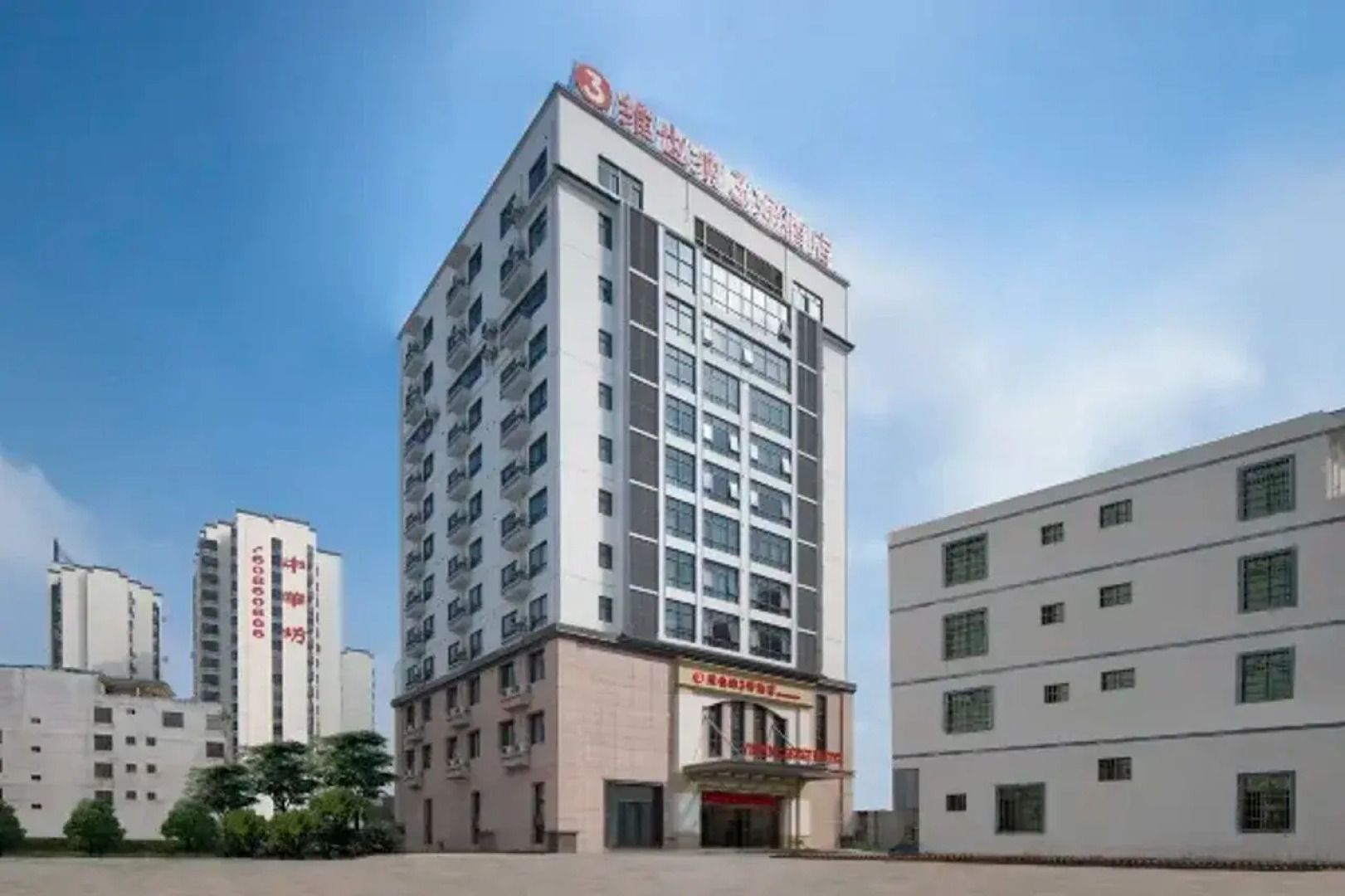 Vienna 3 Best Hotel (Haikou Chengmai Old Town Store)