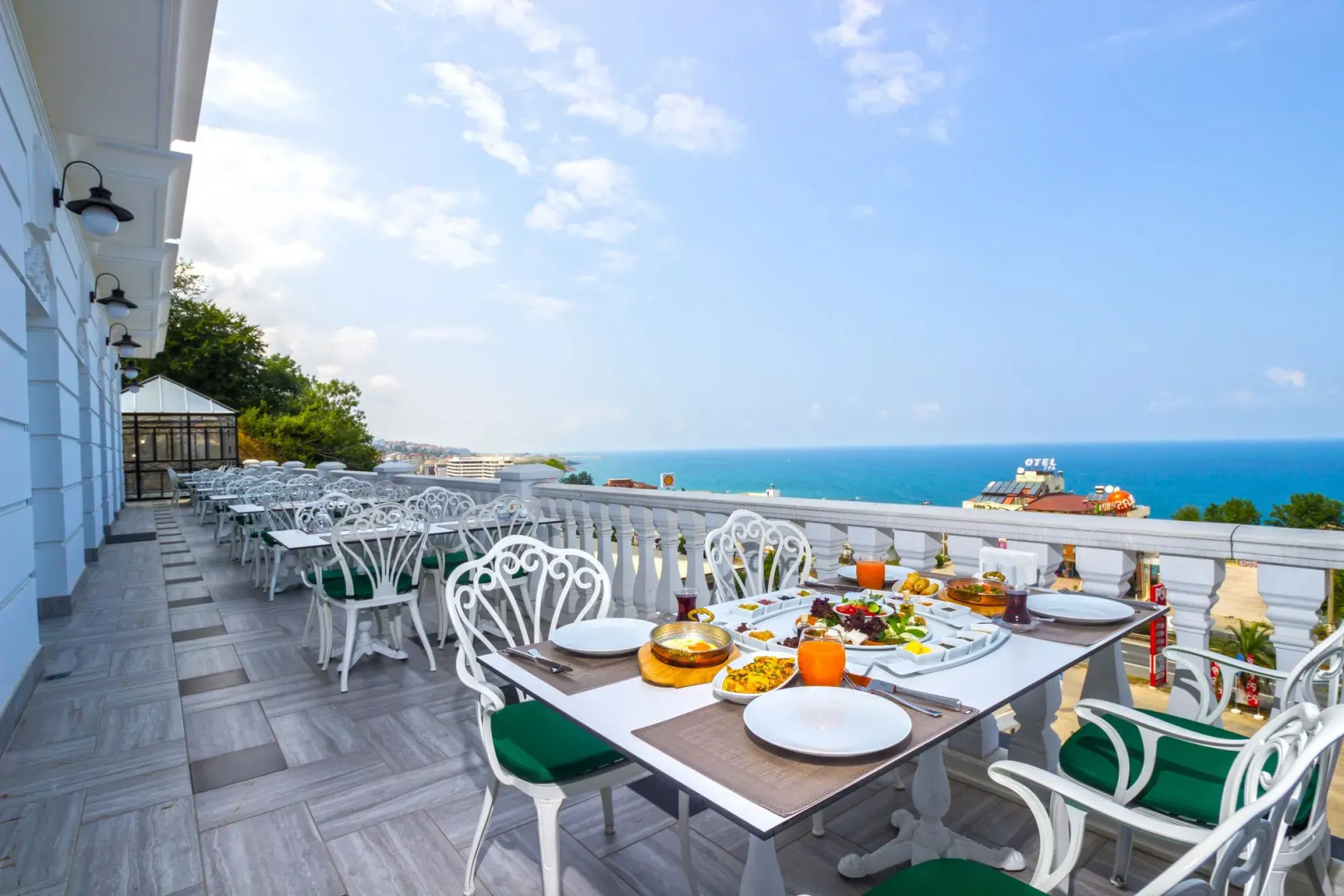 Mell Hotel