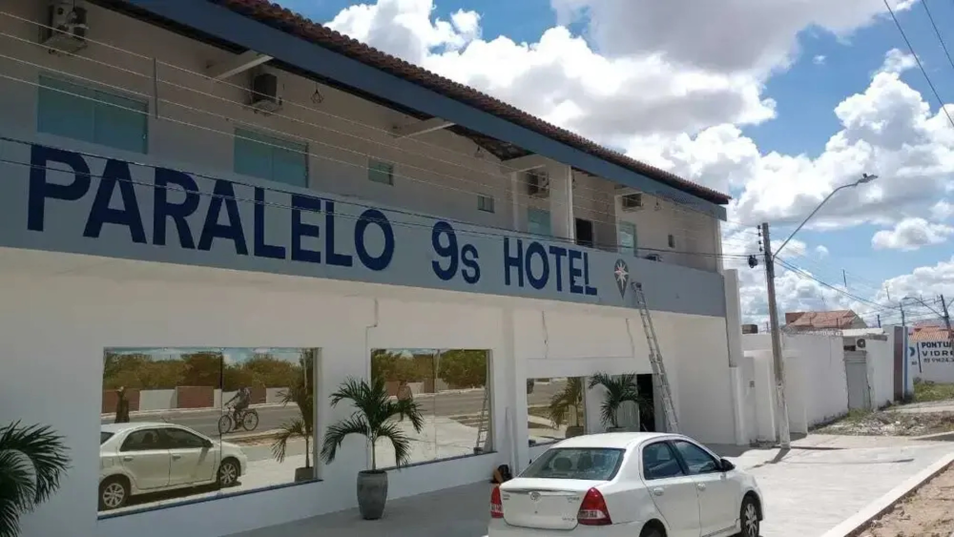 Paralelo 9s Hotel