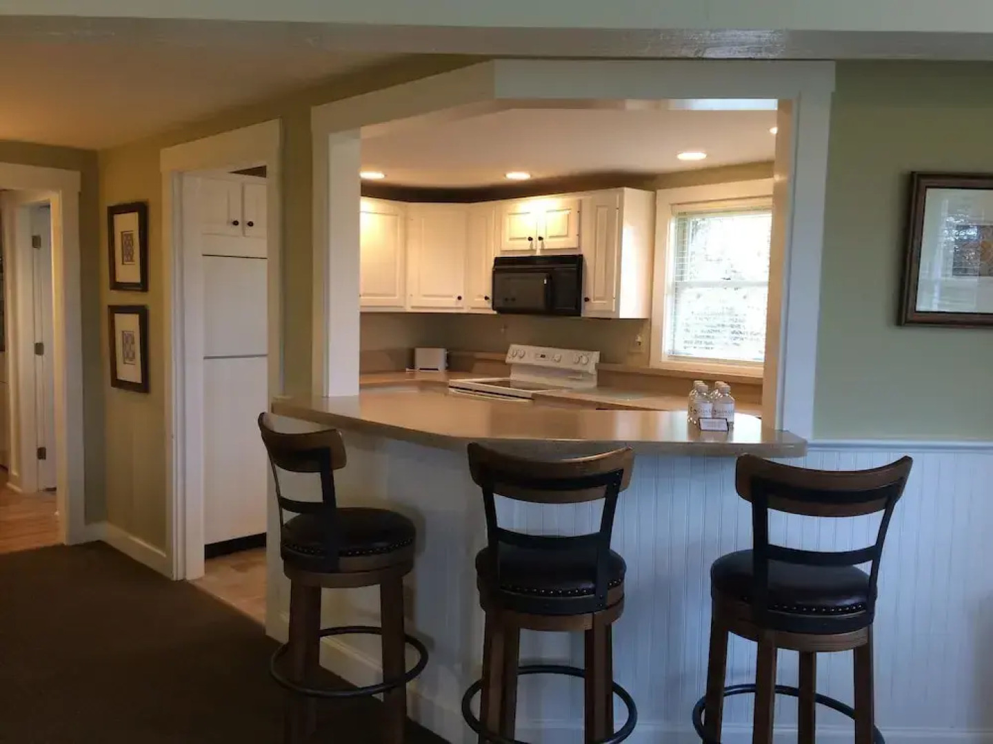 Glen Cove Inn & Suites