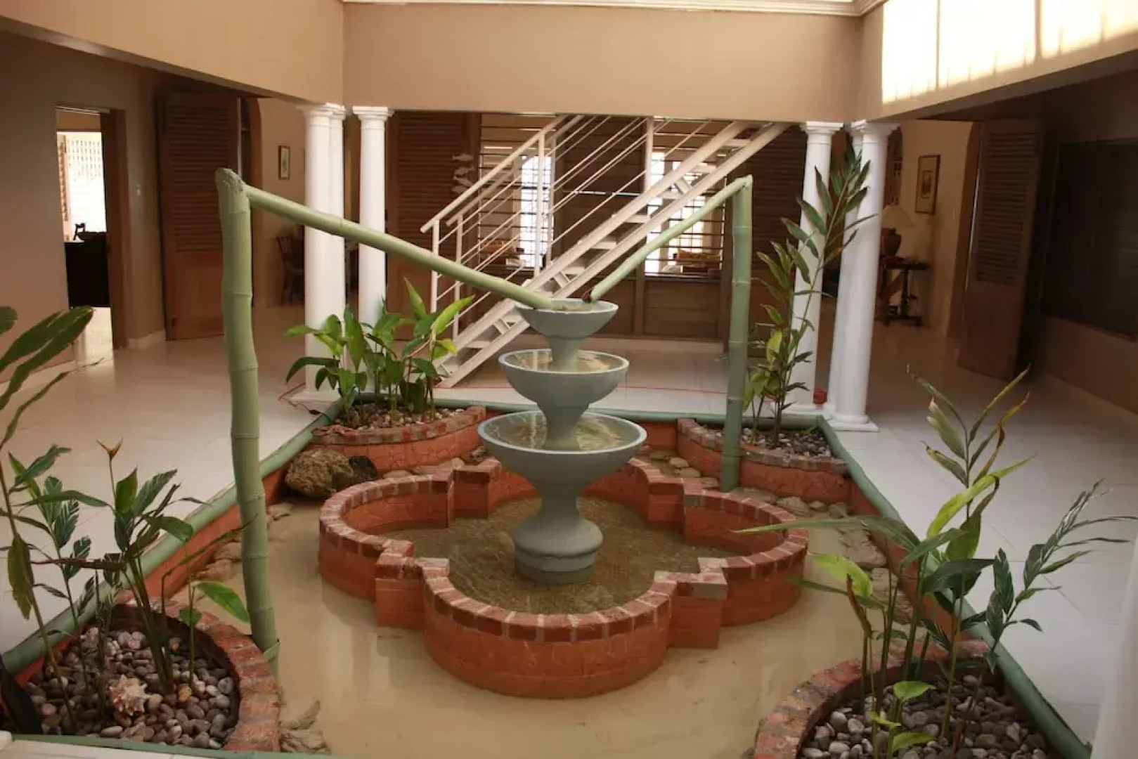 Captain's Cove Beach Resort & Villas