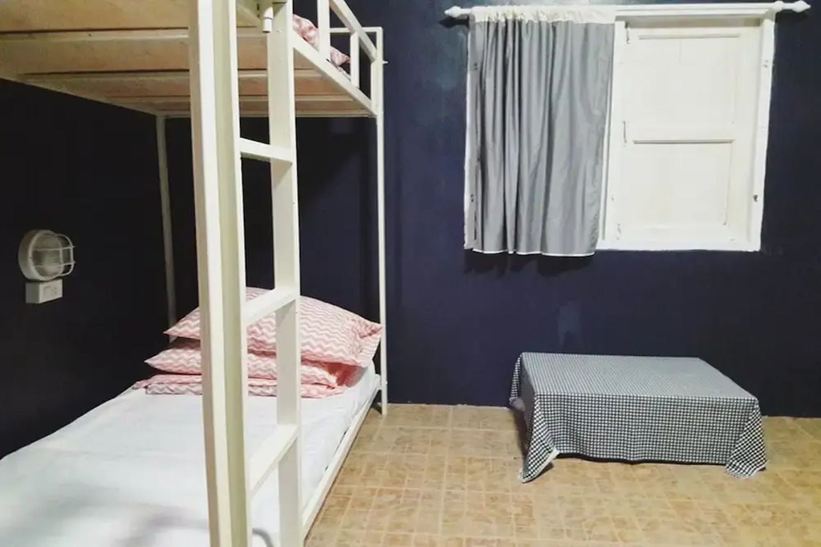 Carrot On The Moon Hostel