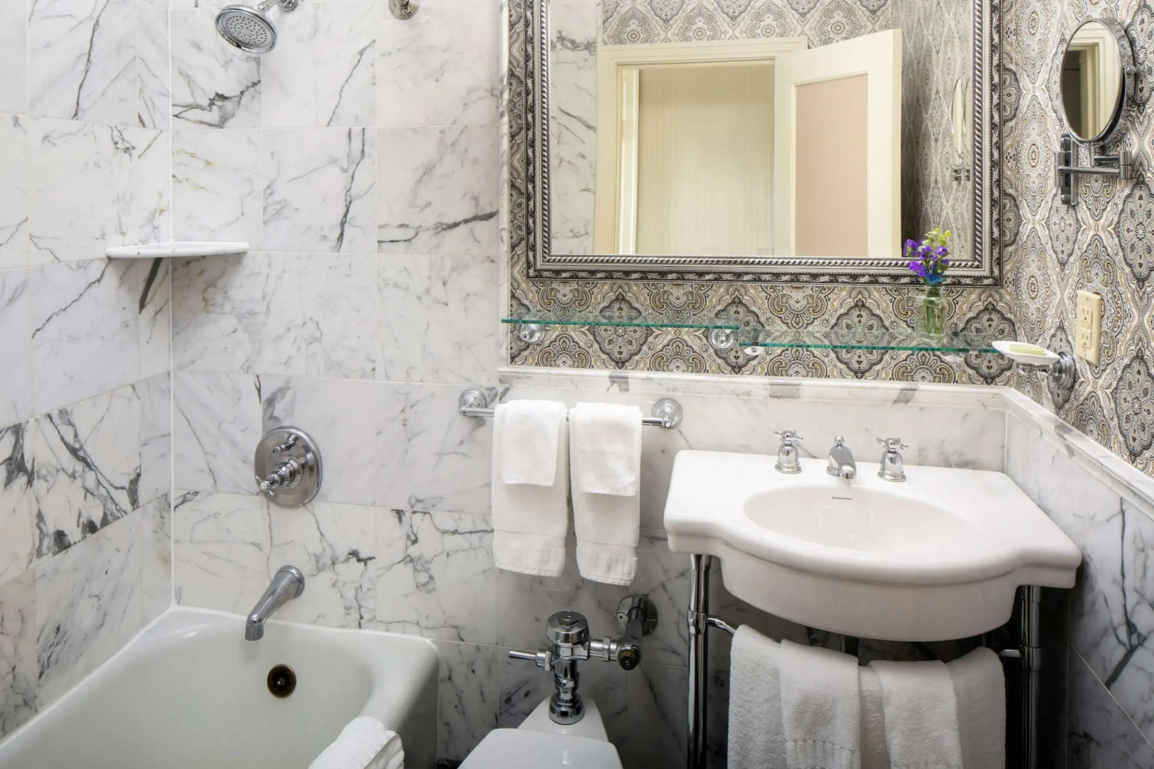 Hotel Bethlehem, A Historic Hotel of America