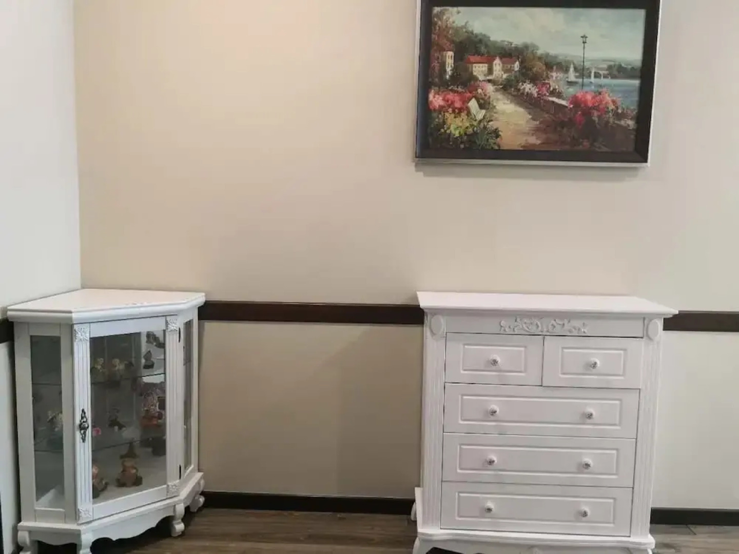 Dear Dino European Villa