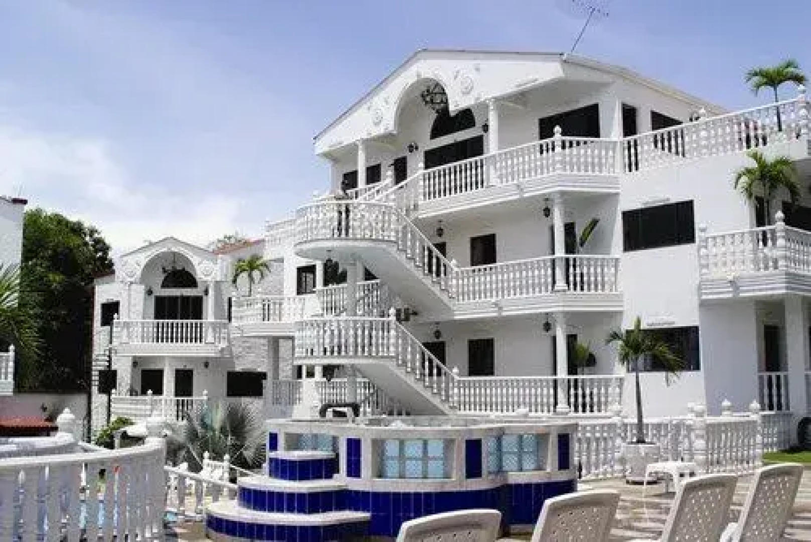 Hotel Anamichu Suites