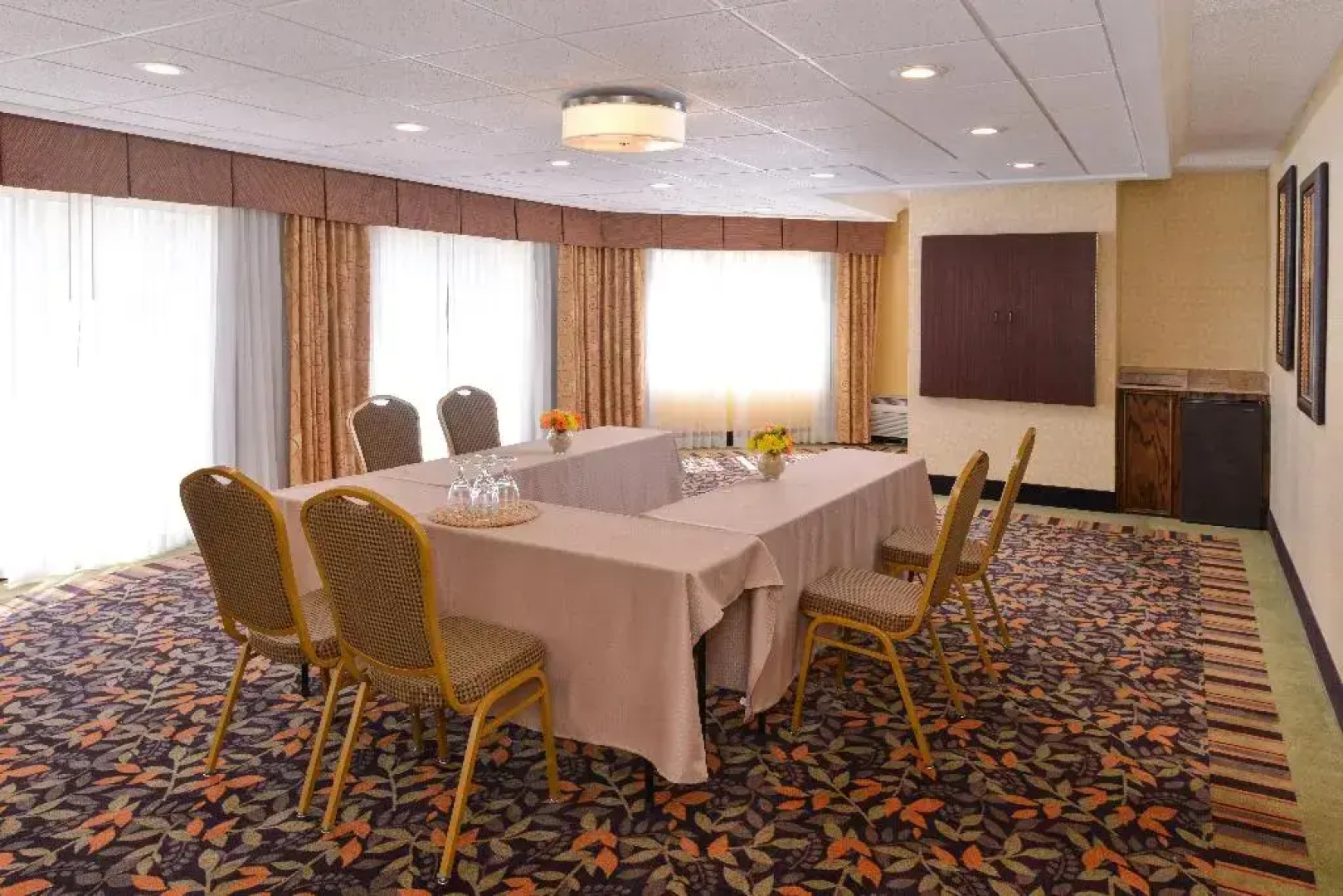 Holiday Inn Express Clearwater East - Icot Center by IHG