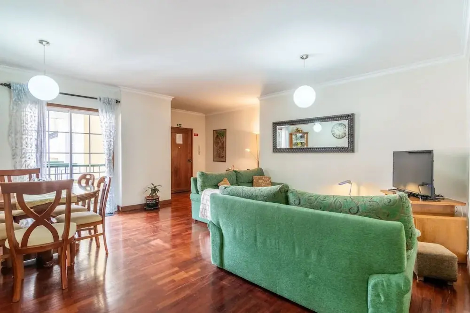 Feels Like Home Funchal Spacious Apartment with Balcony