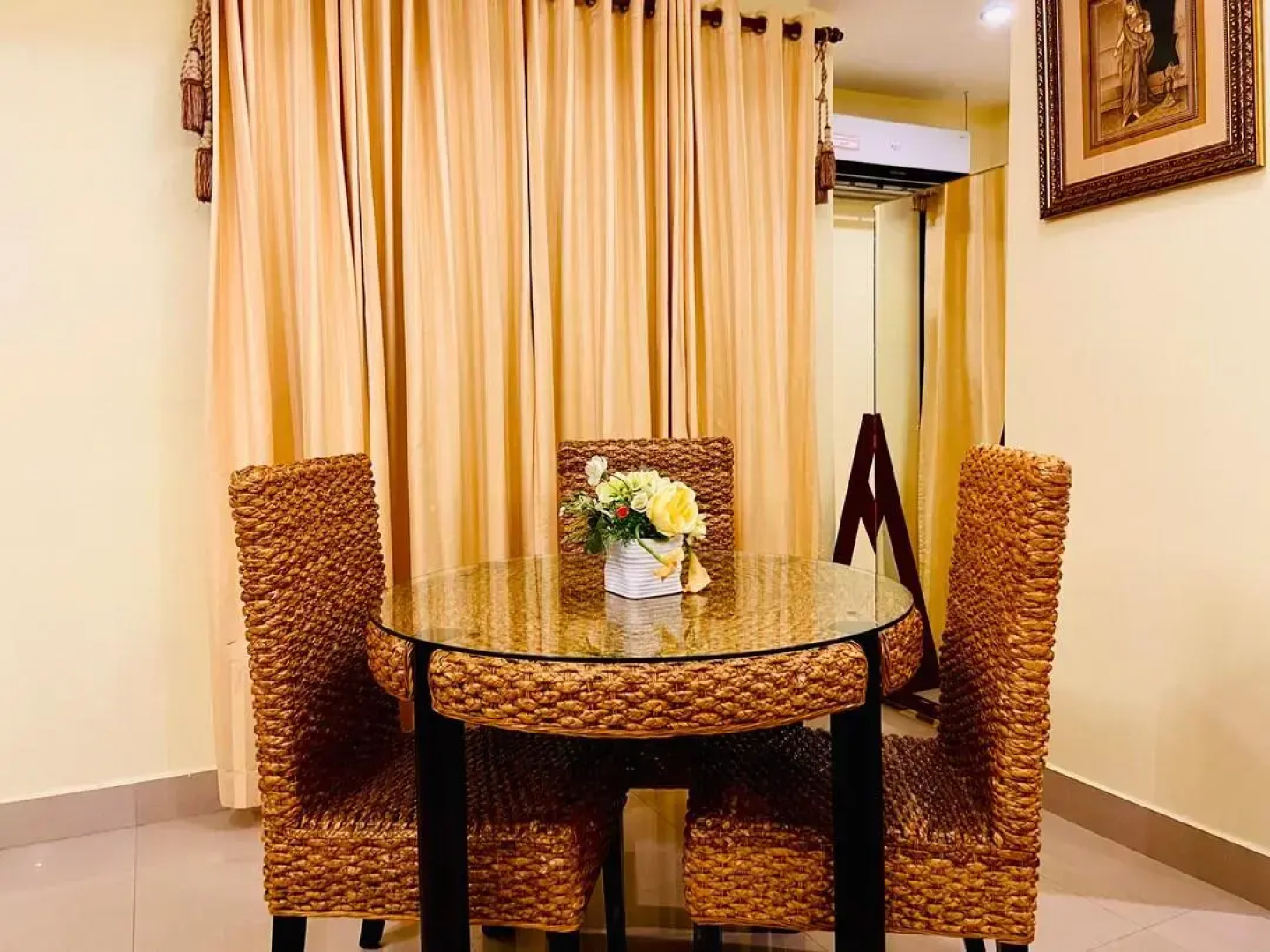 Hotel KRC Palace