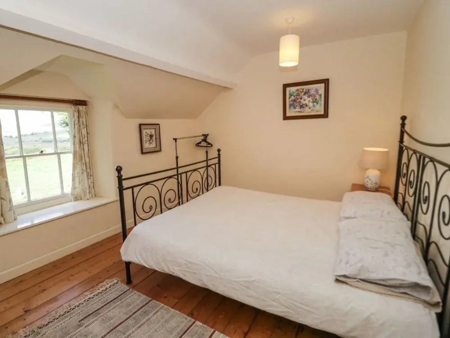 Bryn Dedwydd Farmhouse