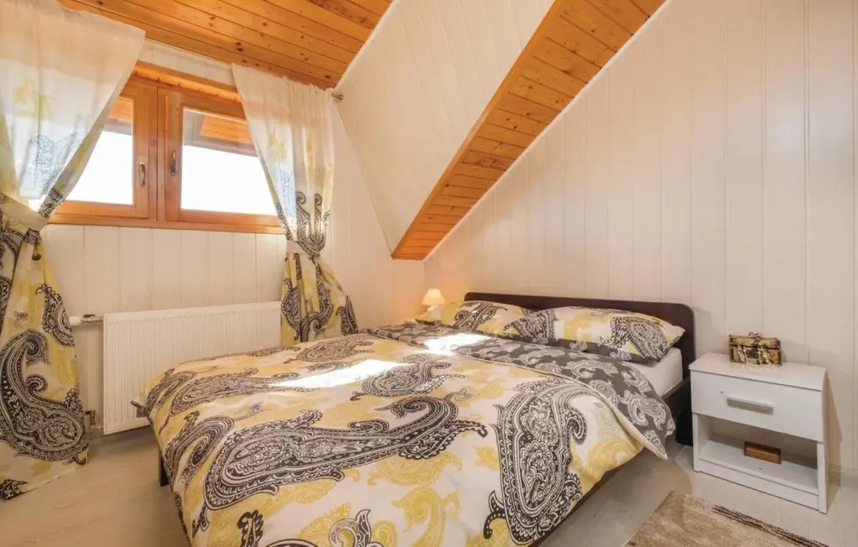 Awesome Apartment in Velika Gorica With 2 Bedrooms and Wifi