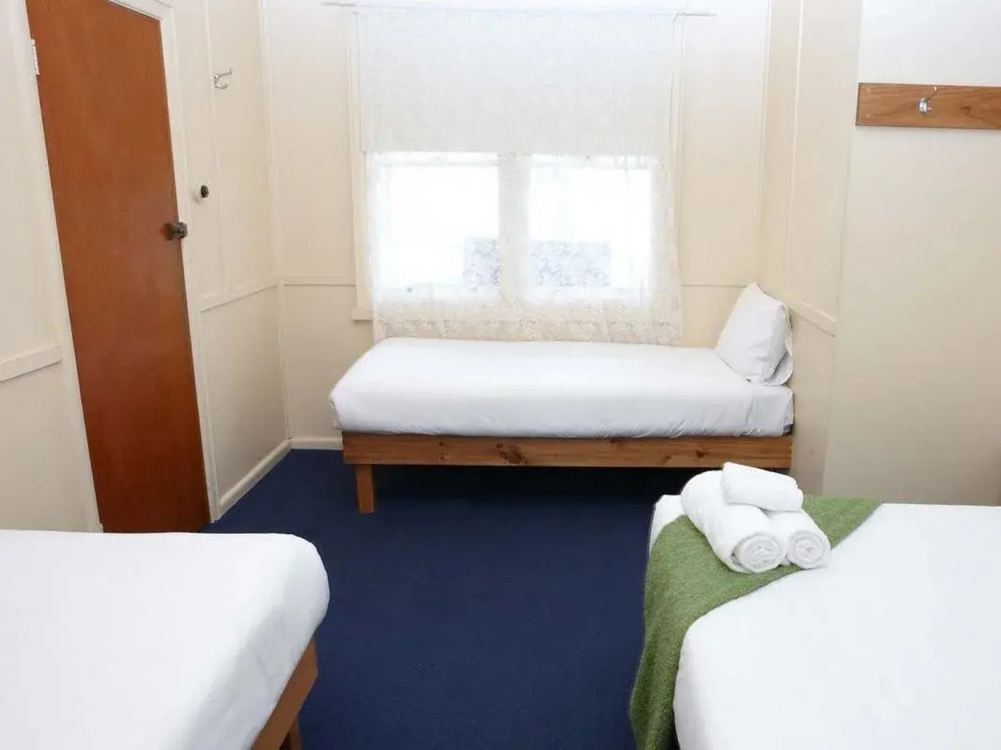 Hepburn Springs Chalet