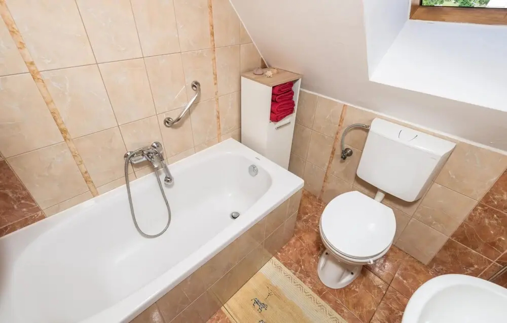 Stunning Apartment in Fuzine With Wifi and 2 Bedrooms