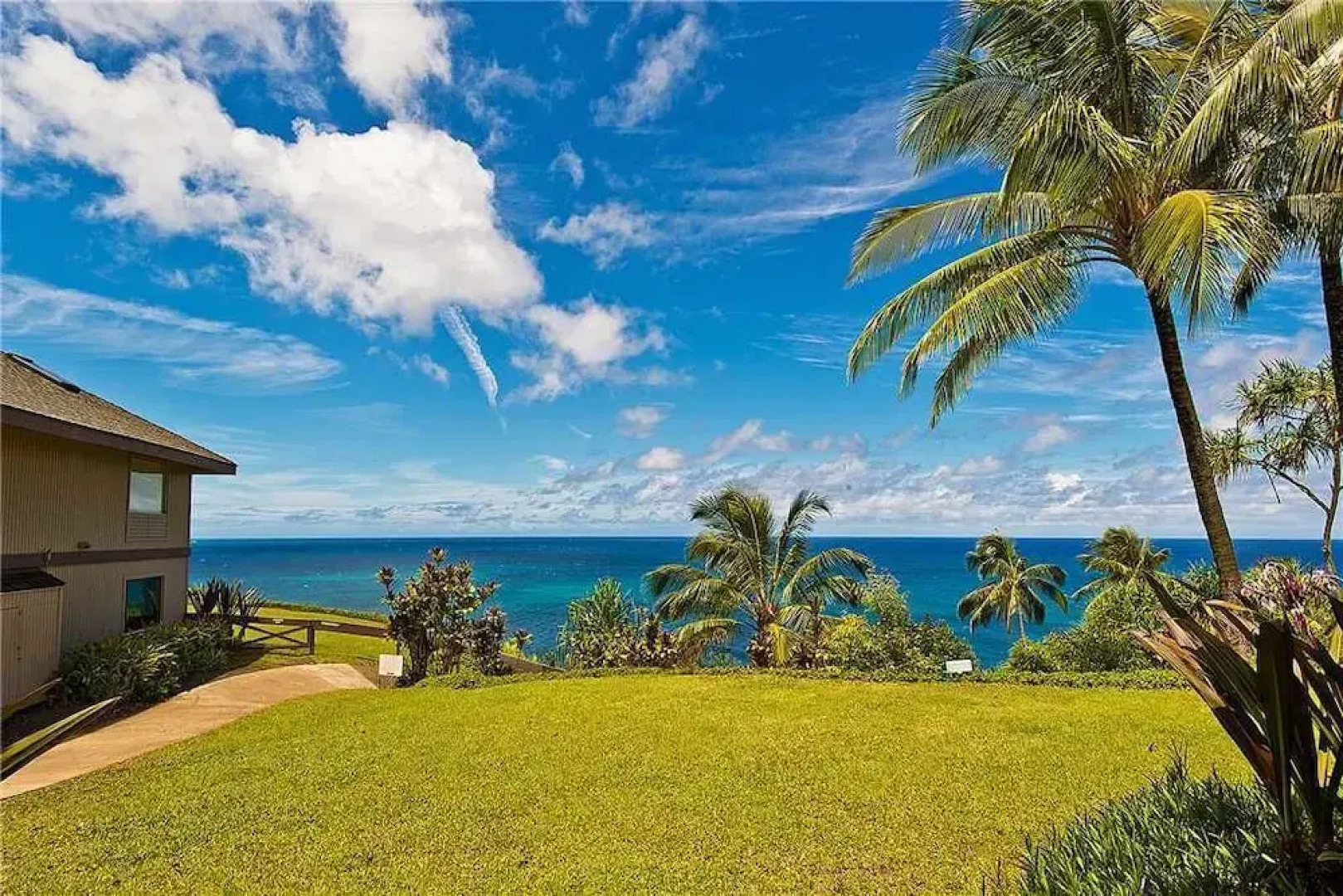 Pali Ke Kua 107 by RedAwning